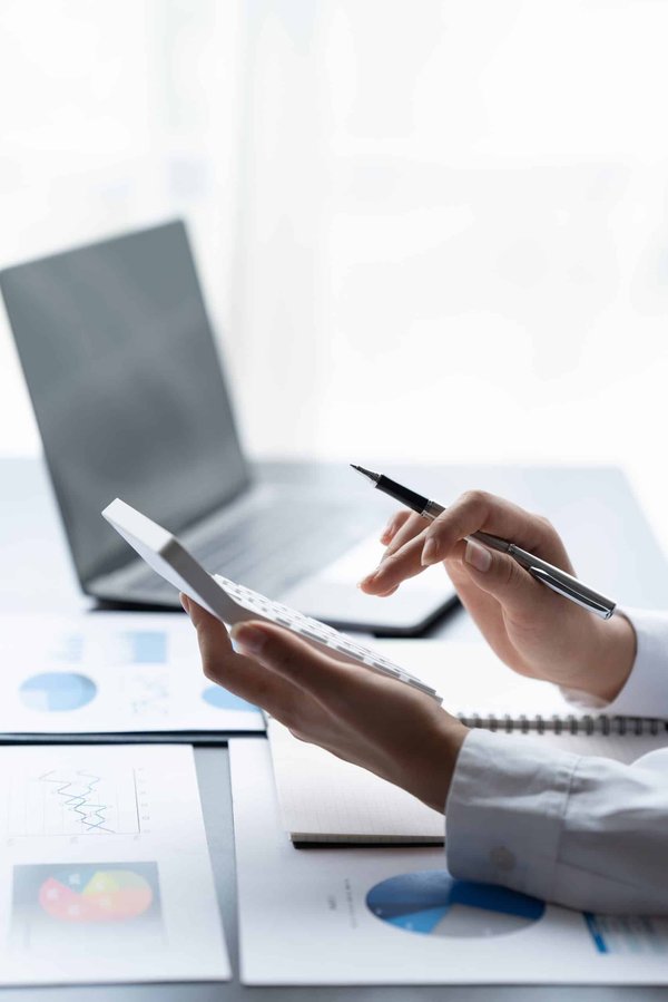 Quels sont les coûts cachés lors de la création d'une SAS ?