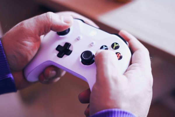 Cémantix et l'apprentissage des langues : un duo surprenant